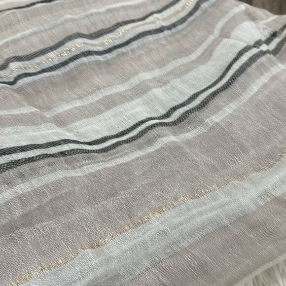 BANANA REPUBLIC SCARF NWT - Picture 7 of 7